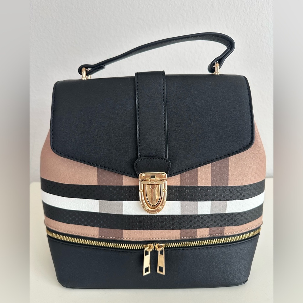 Elegant Black and Tan Women's Bag